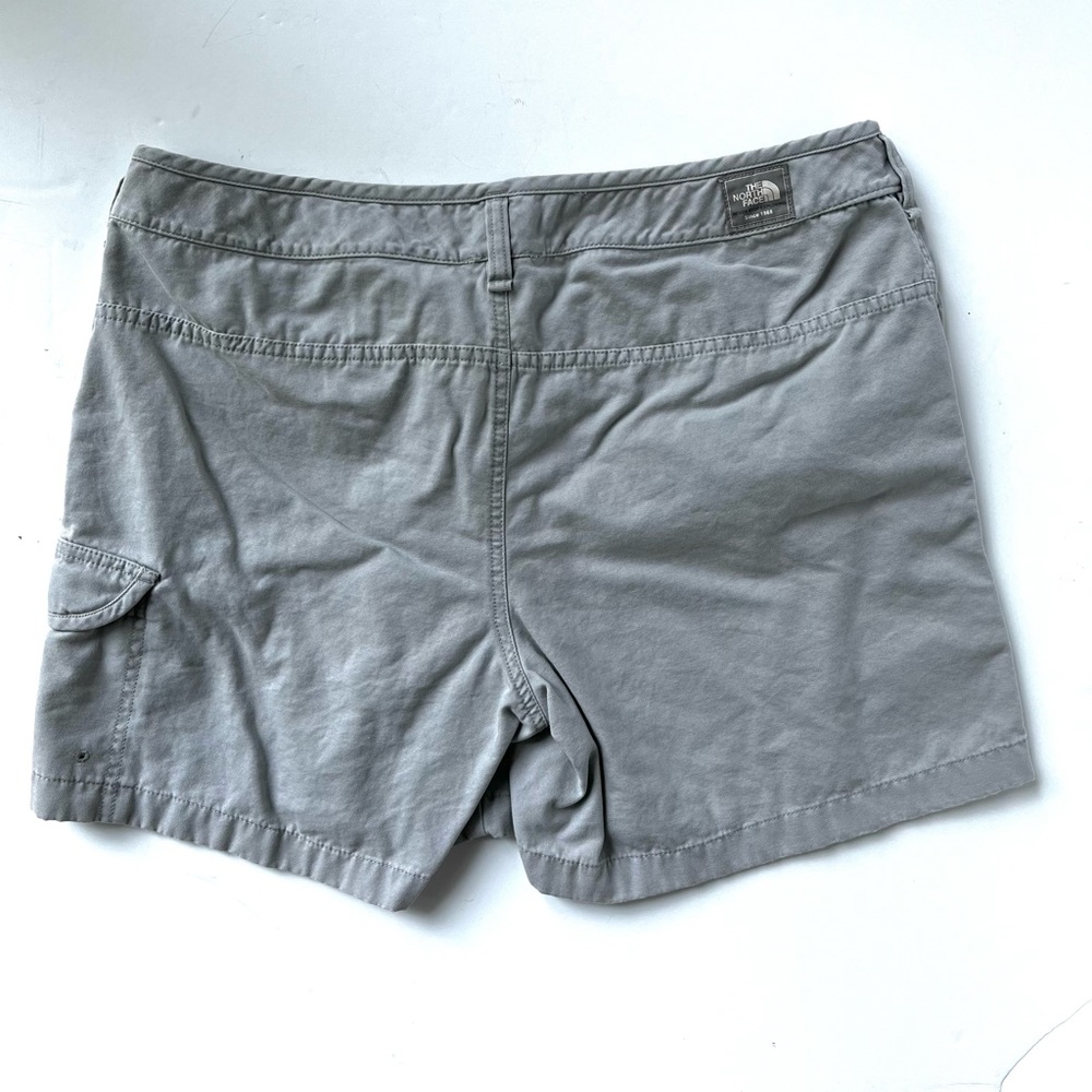 The North Face Shorts 14 Long - Picture 3 of 4